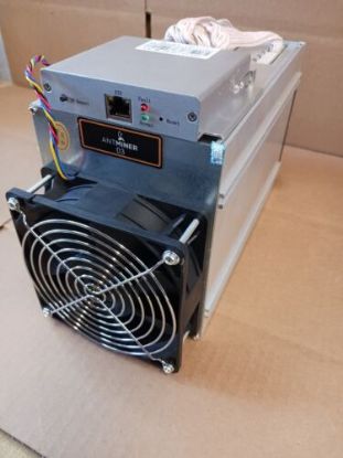 Picture of AntMiner D3 17.0GH/s X11 ASIC Dash Miner